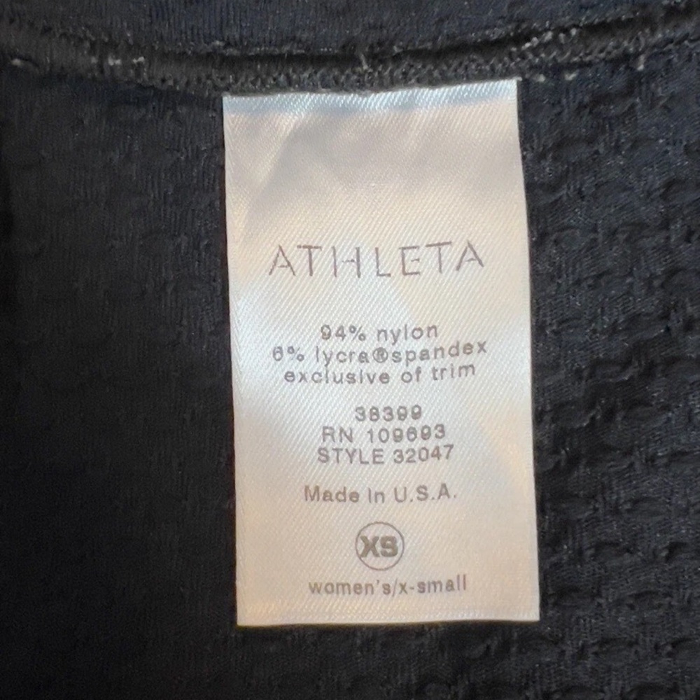 Athleta Textured nylon Puff Shoulder Zip Front Fitted Jacket XS Made in USA - Picture 5 of 5